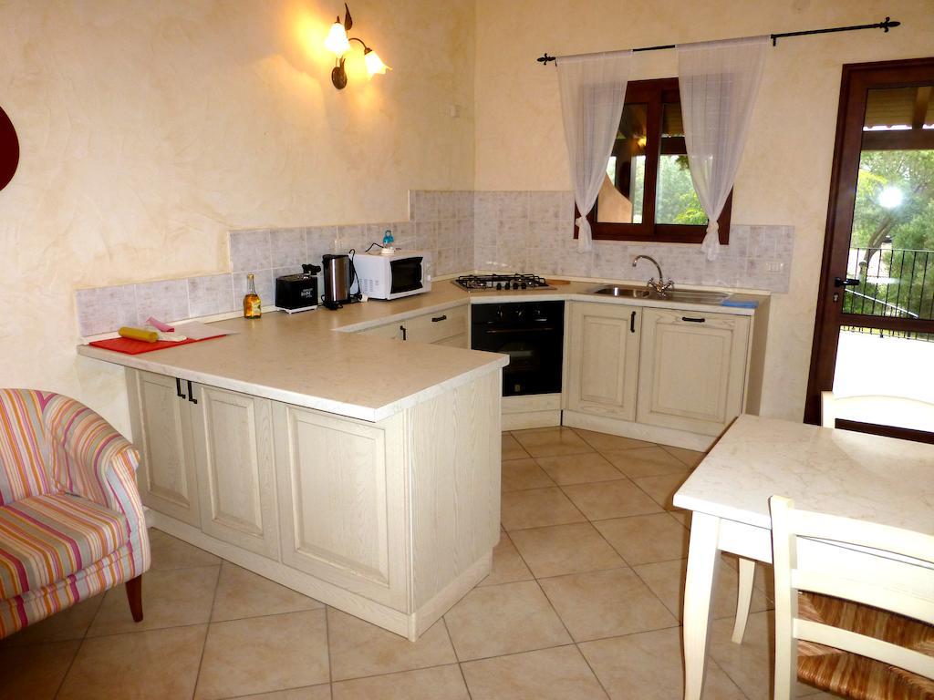 Villetta Luisella Santa Margherita di Pula Zimmer foto